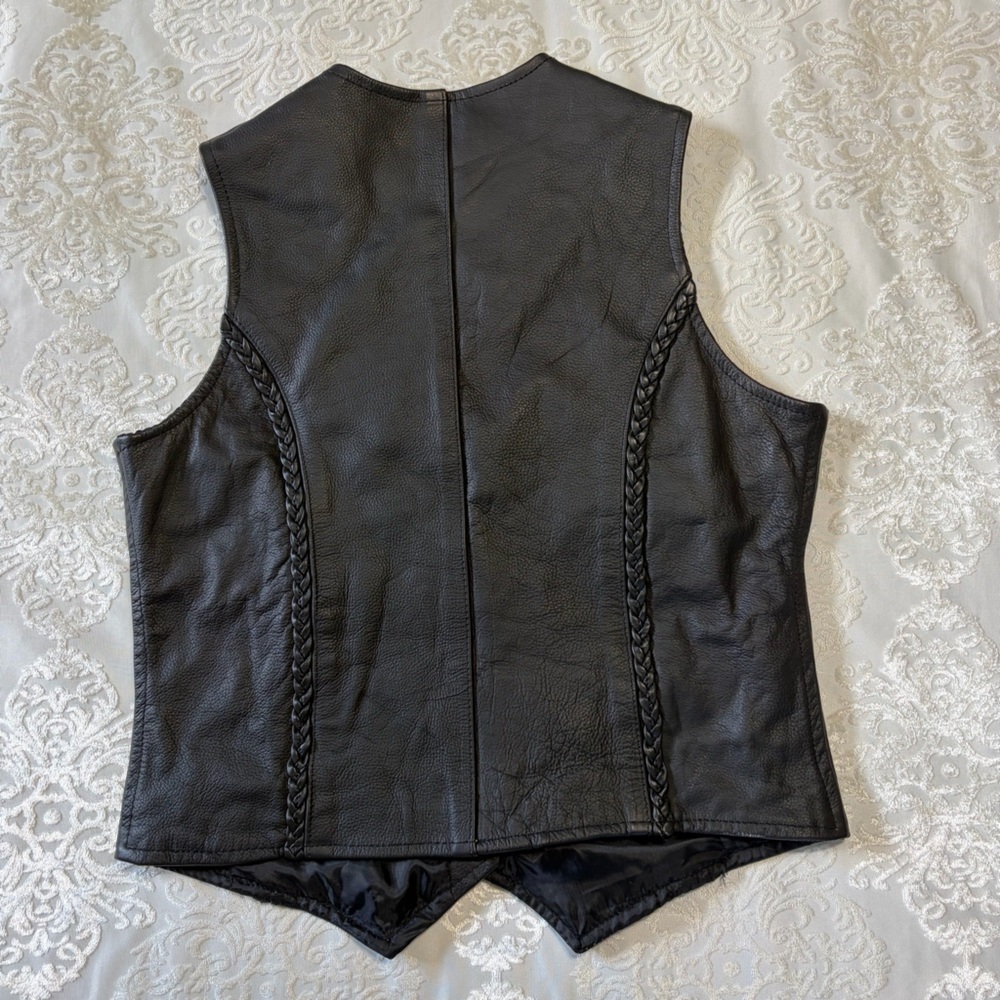 Xelement Motorcycle Genuine Leather Vest With Braided Detail Black Size Large - Picture 2 of 8